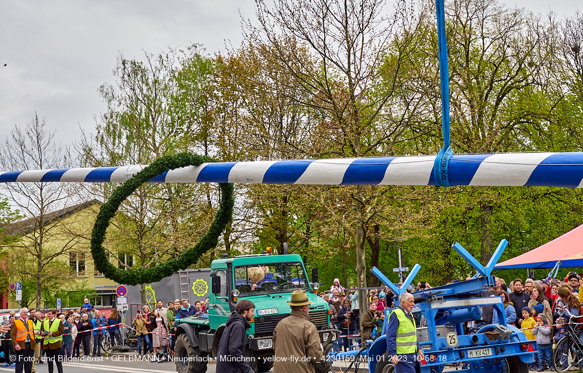 01.05.2023 - Maibaumaufstellung in Berg am Laim